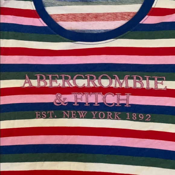 Guess inspired tee! - Picture 2 of 3